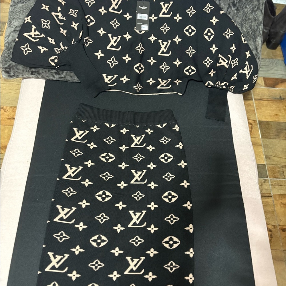 Louis Vuitton like Black and Cream Skirt and blouse. Very versatile Style